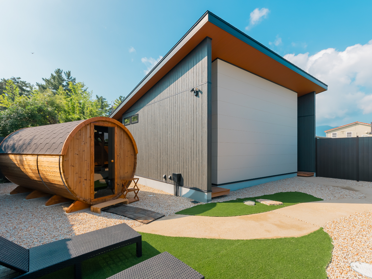 JIȊOCXy[XBՂ̂̈؂Ȃł̊OC͍ōłIG߂⎞ԑтɂ蕷鉹╗ς̂͂̂ЂƂłB