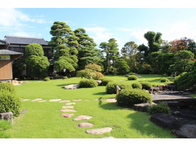 期間限定 萩城下ひな祭り期間 4 3まで 保護者同伴で小 中 高校生の入館料無料 大人入館料520円 重要文化財 菊屋家住宅 じゃらん遊び体験