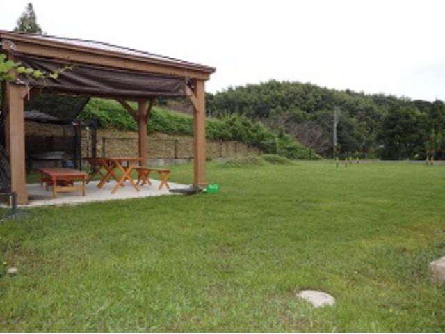 平日 緑豊かなドッグラン利用 3時間利用 完全貸切予約制 飲食持込みok ファミリーやグループ利用がお得 ペットホテル ドッグラン Cocona じゃらん遊び体験