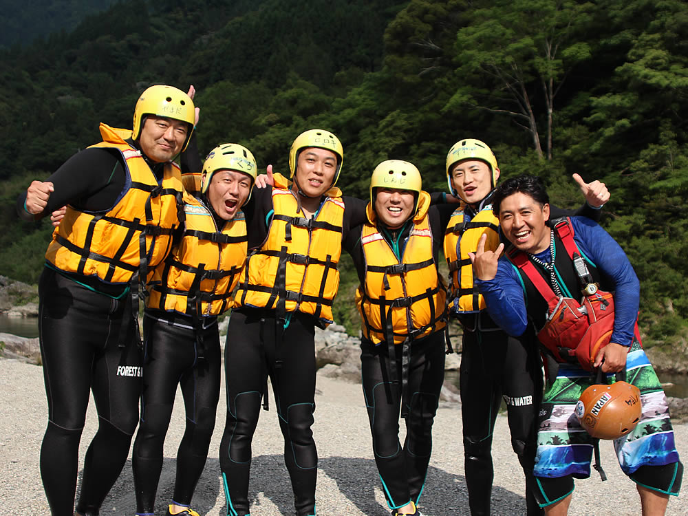 ツアーは盛り上がって終了?!みんなでハイチ‐ズ!