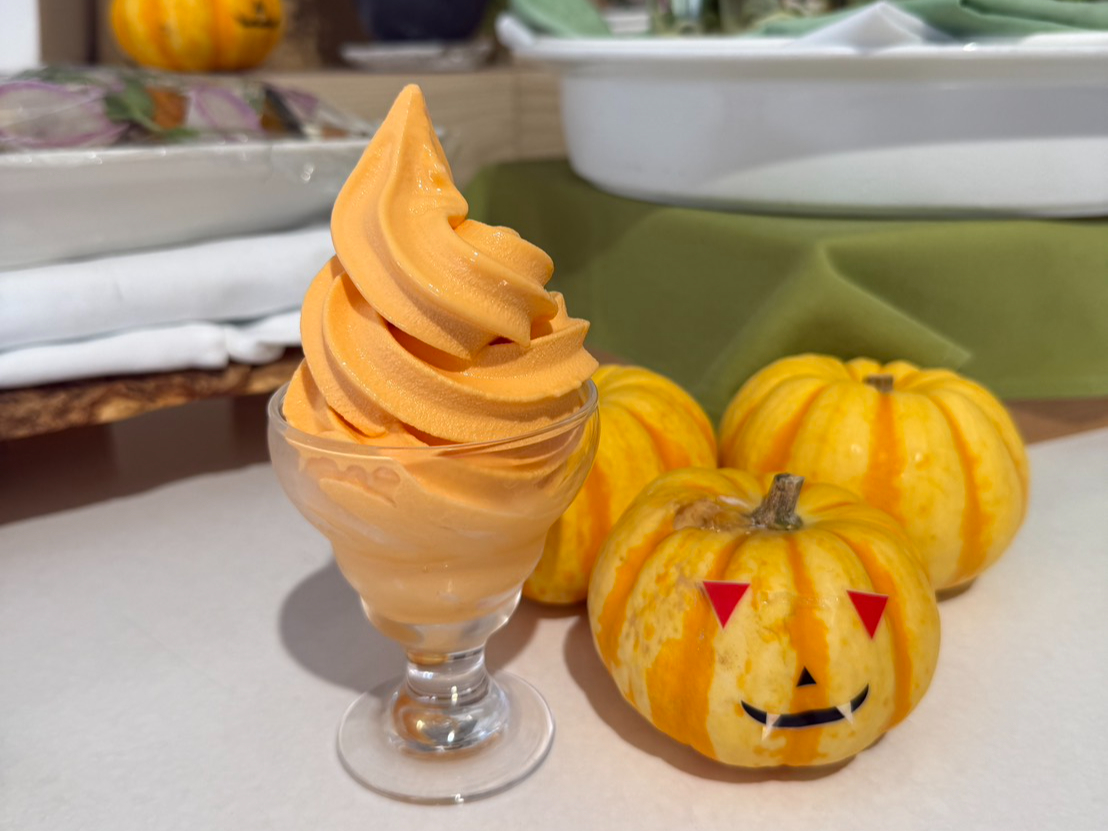 メロンソフトクリームは北海道フェアだけ!