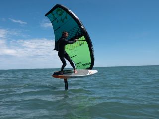 ウィングサーフィン(フォイル)