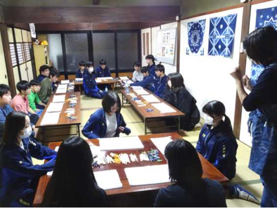 *能登の草木染め体験*藍染めプラン~木綿のバンダナを藍で染めてみましょう~