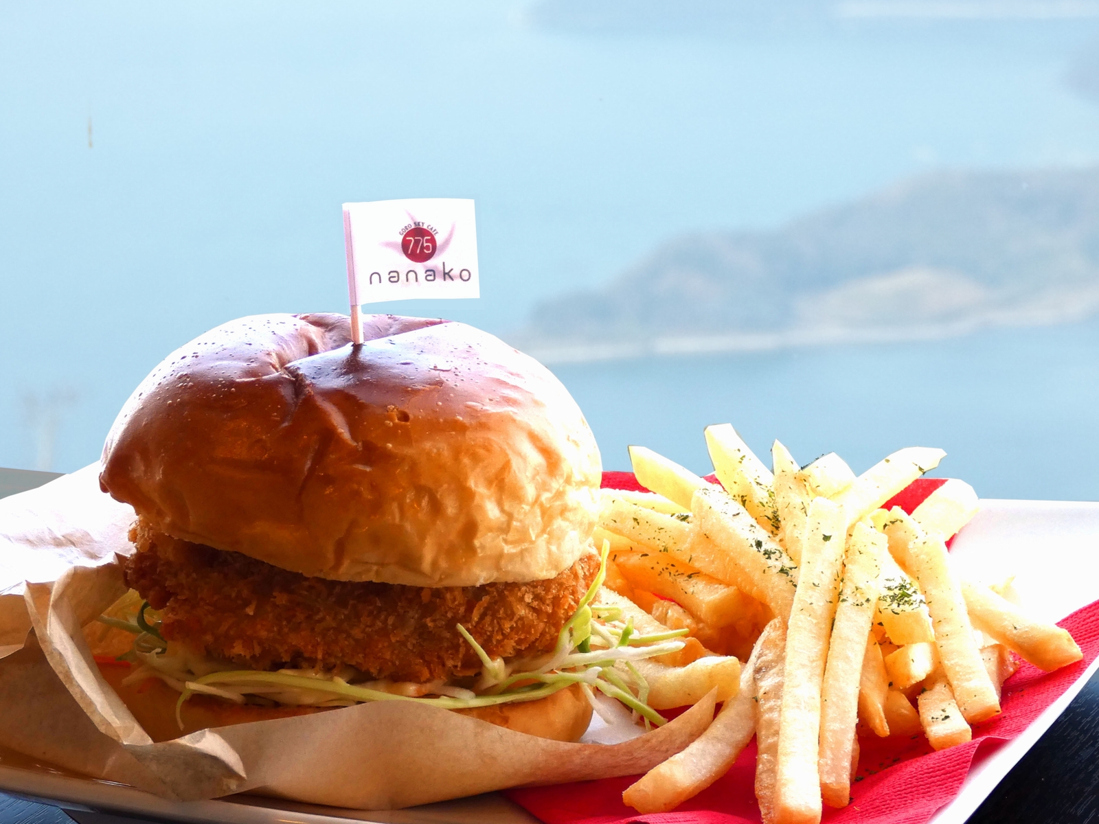 �u�܂��Â�����Ⴊ�R���b�P�o�[�K�[�v�����Ⴊ���˂̒n�A���ߔ��̐l�C�����n�o�[�K�[�ł��I