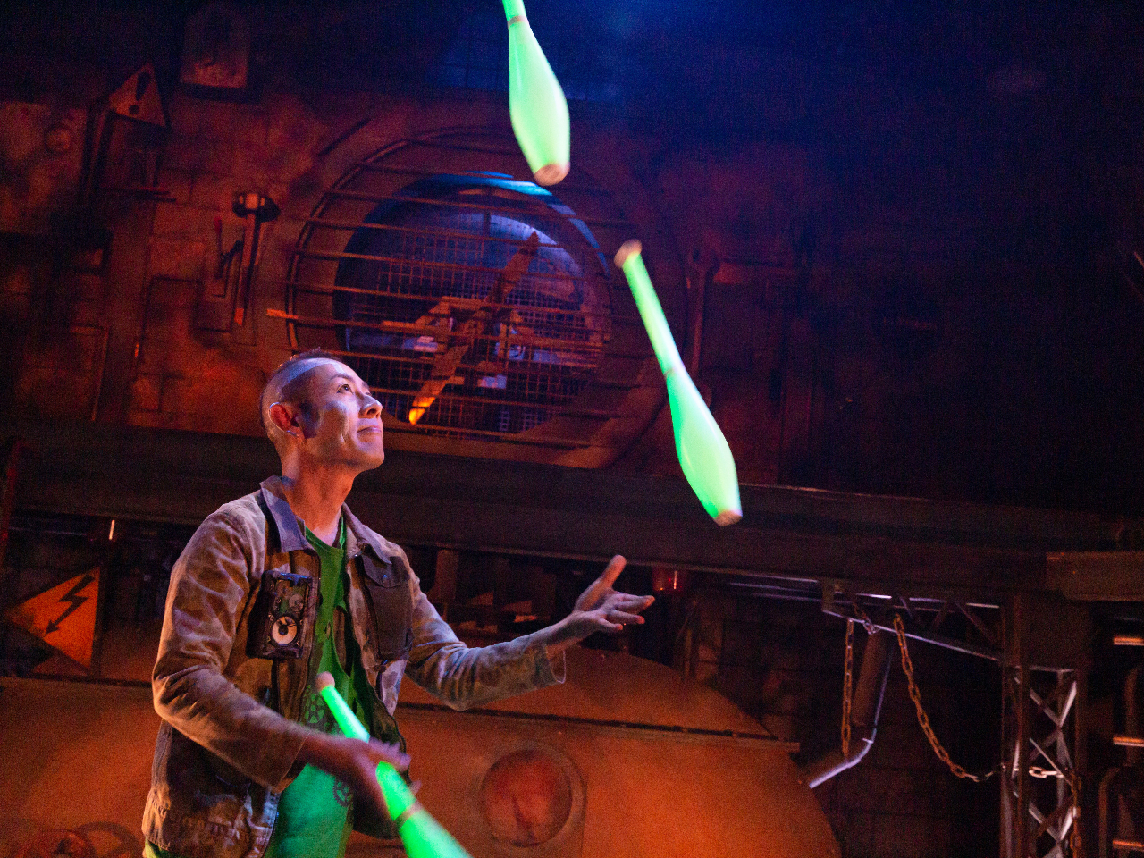 ΐF̃{Cĥ̓WO[B7{[̓{L^ێ҂̎c񂲑7̃LXgoB