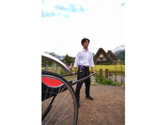 白川郷合掌集落内をご案内いたします!