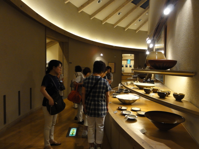 Όē`YƉفiΗjxفjł́AΌāAĂ̗j\邱Ƃł܂