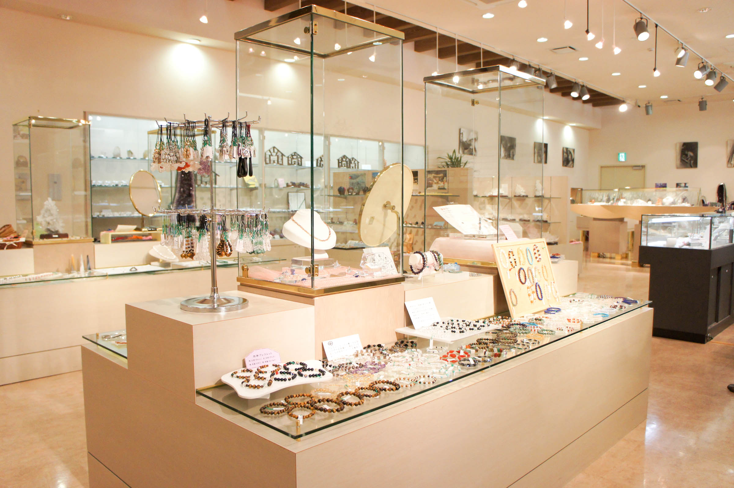 ݂̃~[WAVbvB[YiuȓVR΃ObY{iWG[܂ŕLACewłB