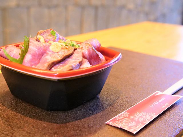 テイクアウト専用プラン 奈良の魅力をご自宅で まほろば赤牛のローストビーフ丼 Setre Naramachi セトレ ならまち じゃらん遊び体験