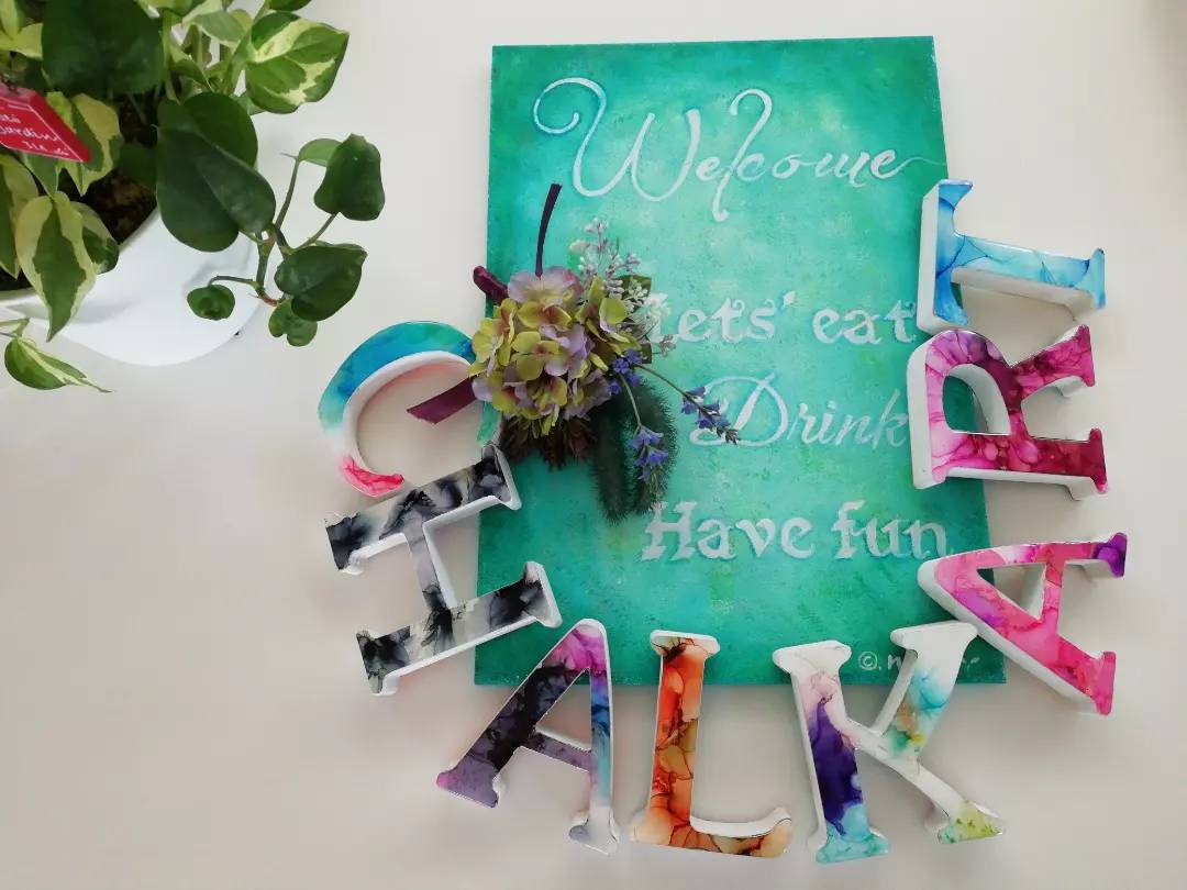 �p�����ɃA���R�[���C���N�A�[�g�����i�����W�����H���܂����B���X��C���e���A�ɃS�[�W���X�ŃL���L���ł���B