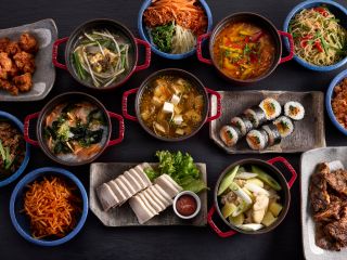 フォーポイント韓国ブッフェ 2026