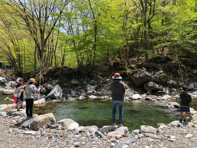荒川の源流なので水はとてもクリア!冷たいです(^^;)