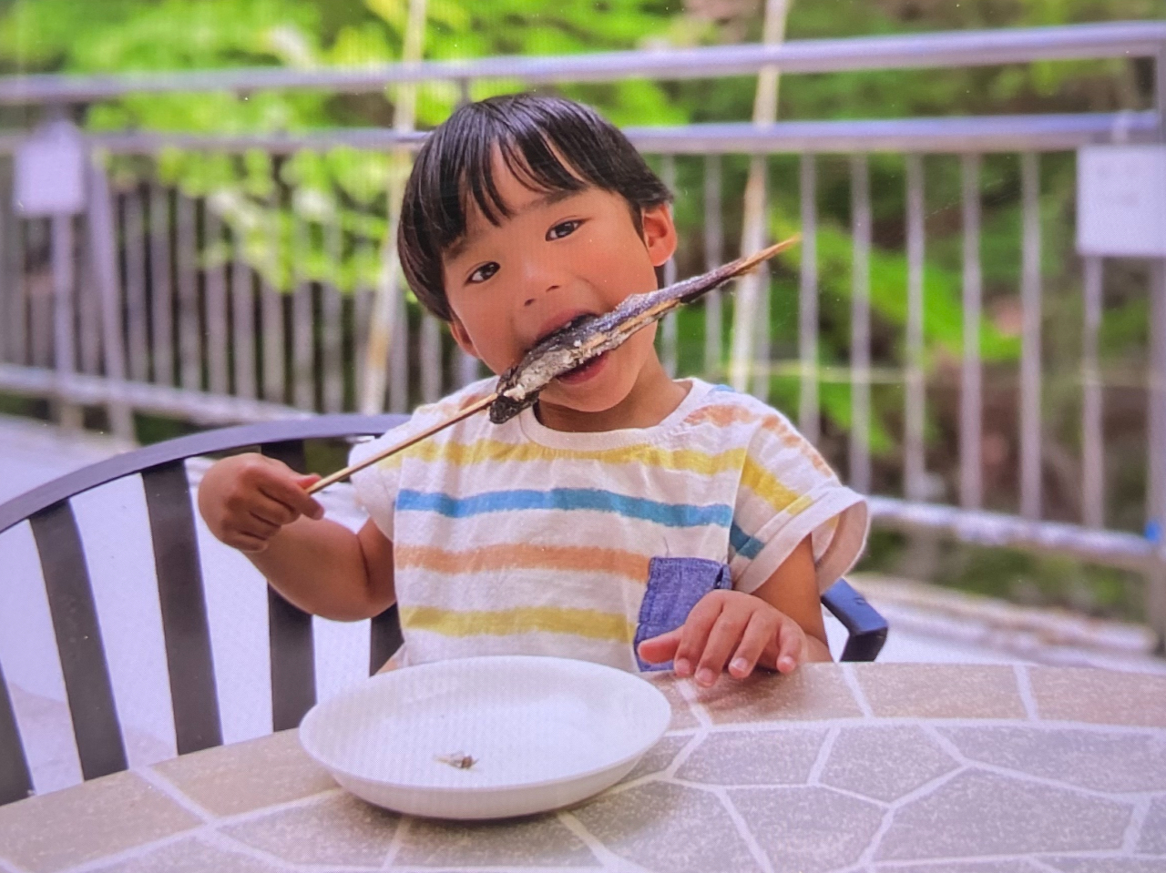 焼いてもらったお魚をその場でパクり！お子様も大満足です。