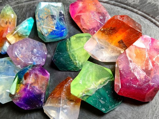 キラキラきれいな宝石石けん作り 2種制作 お子様や女性 ファミリーにおすすめ 和ノ花 nanoka じゃらん遊び体験 キラキラきれいな宝石石けん作り 2種制作 お子様や女性 ファミリーにおすすめ 和ノ花 nanoka じゃらん遊び体験