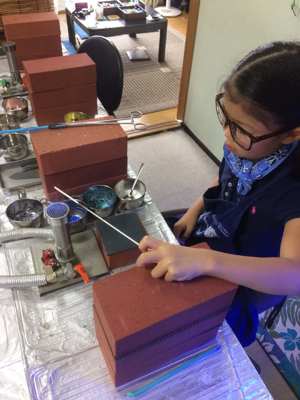 初めての「とんぼ玉」作り。