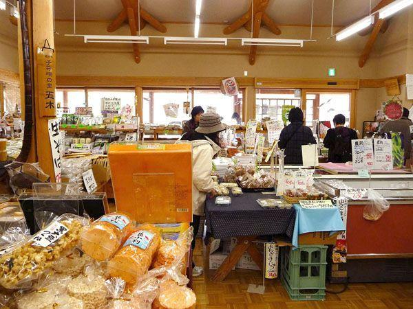 YفuܖؕYف@R̍Kvł́Ag̖XЂhȂǌܖ؂̎RɈ܂ꂽYiwłقAܖؑɓ`ݗkށg˂ԁhgWF[glCI