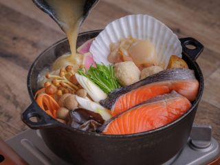 しゃぶしゃぶ北海道「石狩鍋コース」