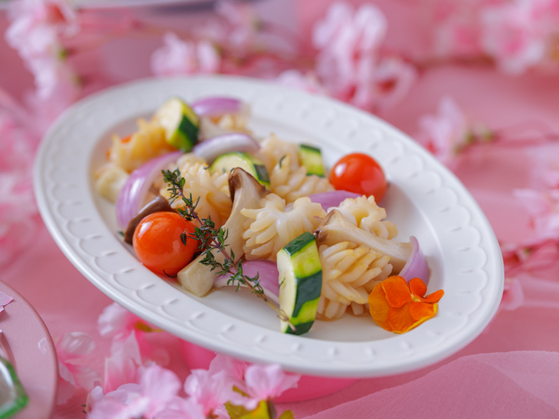 スイーツ&ランチブッフェ「桜香る春スイーツと中国料理」