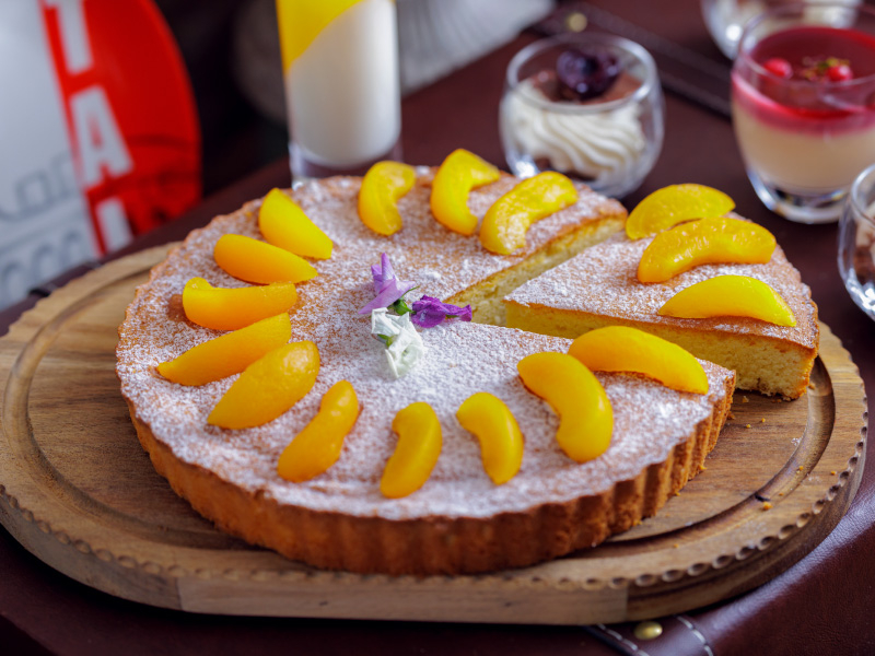 �X�C�[�c�������`�u�b�t�F�u���̋��� �V�F�t�Ɨ����郈�[���b�p�v�F�p���g�W�F���k�i�C�^���A�j