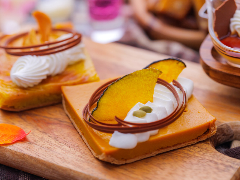 �X�C�[�c&�����`�u�b�t�F�u���̋��� Battle of the Sous chef�fs�v���n��