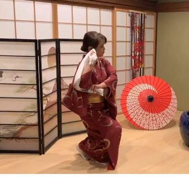 日本百人一首舞】＝踊る百人一首 わずか1分の踊りで魅せる和の