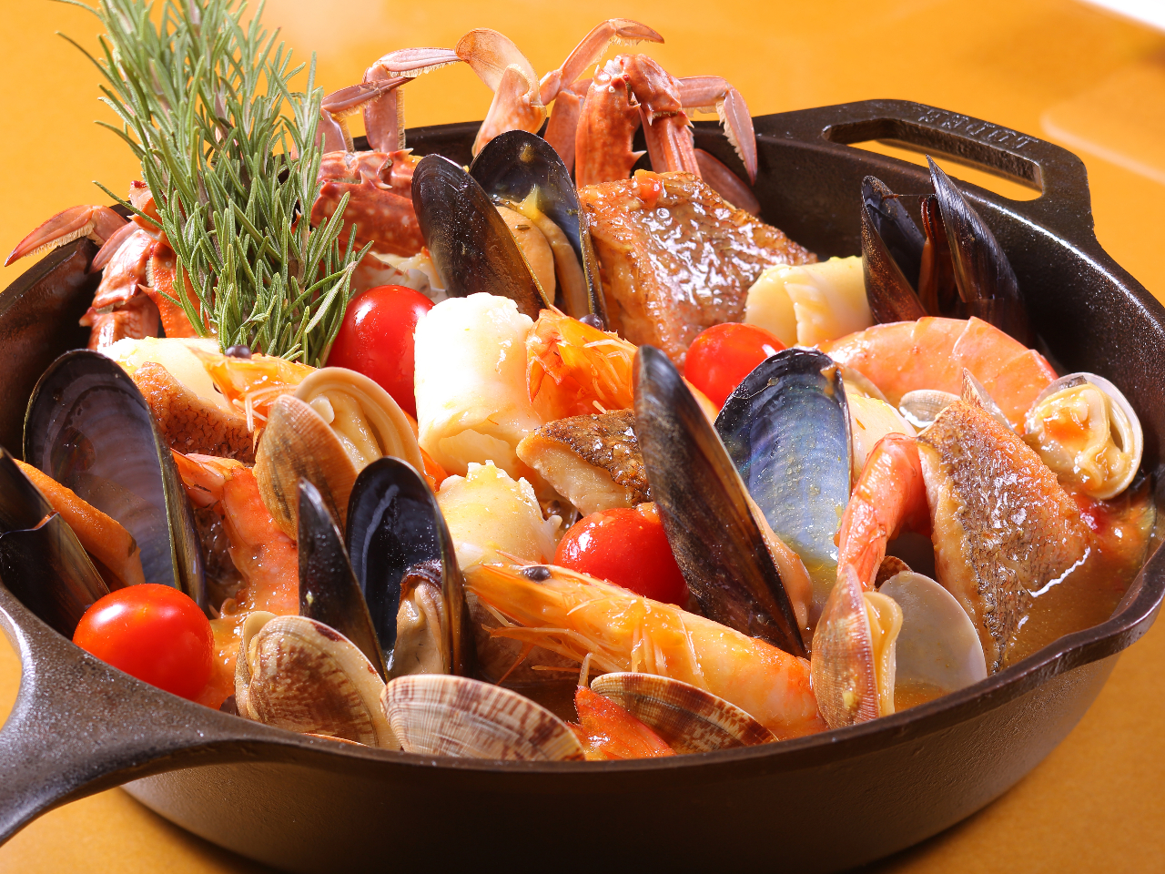 12/26�`1/4�@�N���N�n�v���~�A�t�F�A