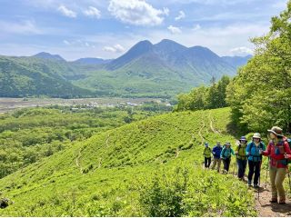 くじゅう絶景トレッキング ?泉水山・黒岩山を歩く?