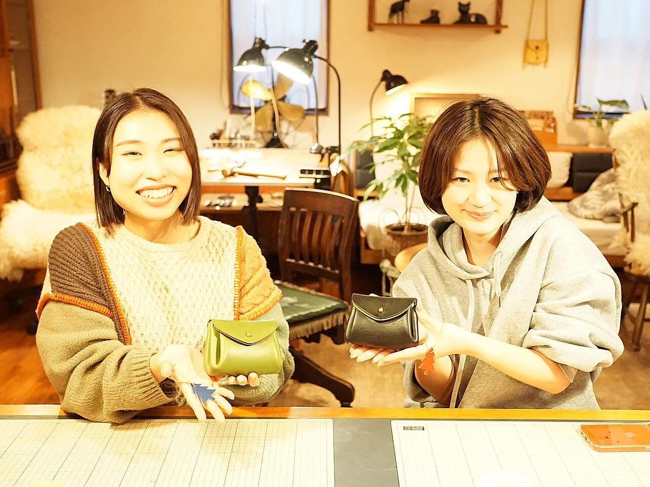 1日1組限定]縫わずに作る本革アコーディオンポーチ作り体験