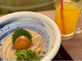 ≪うどんの国--埼玉≫おうどんを召し上がれ!(^^)!【梅おろしぶっかけうどん】ほどよい酸味で食欲アップ!この季節のベストチョイス?
