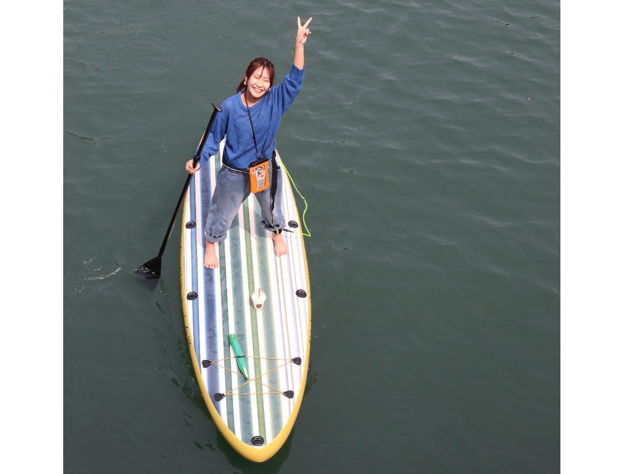 紫川で使用しているサップは大きくて安定感があるから、初めての方でもすぐ乗れます