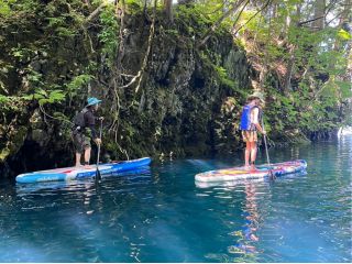 標高400mの山上湖。空気も水も澄んでいます。