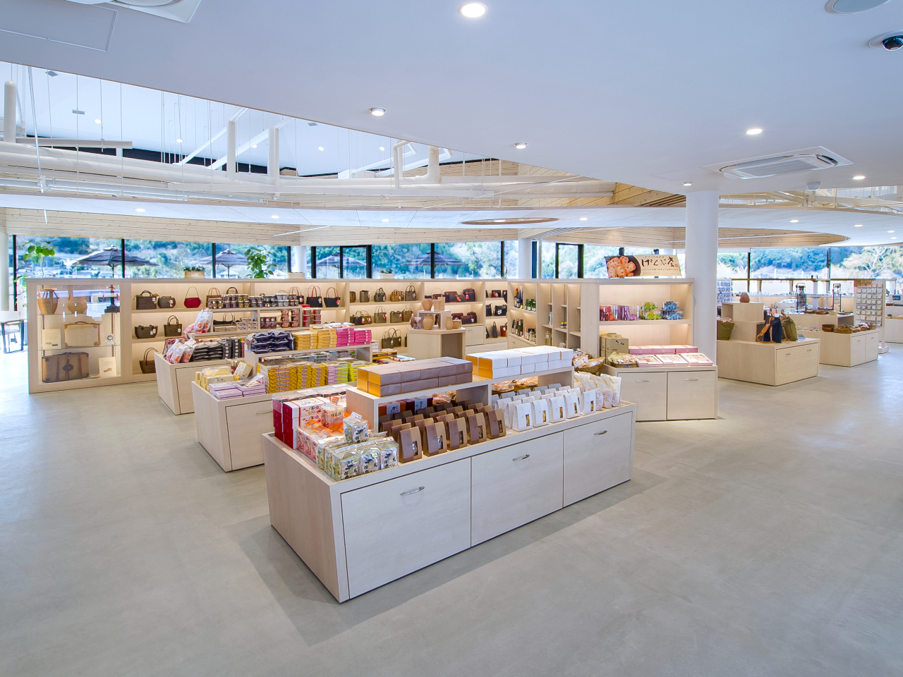 ׂɂ̓~[WAVbvƃXgJtF𕹐݁I