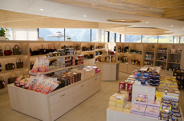 ׂɂ̓~[WAVbvƃXgJtF𕹐݁I