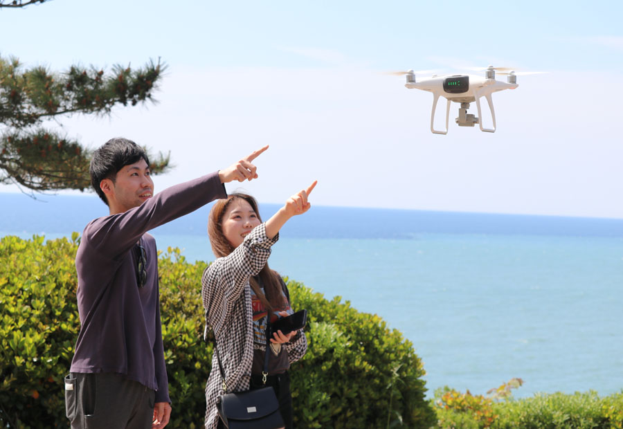 ��s���̃h���[���̗l�q�ł��B