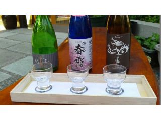 おちょこ半分位、色々なお酒を味わえます!お気に入りのお酒に出合えますように。