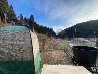 大自然の中のテントサウナは格別