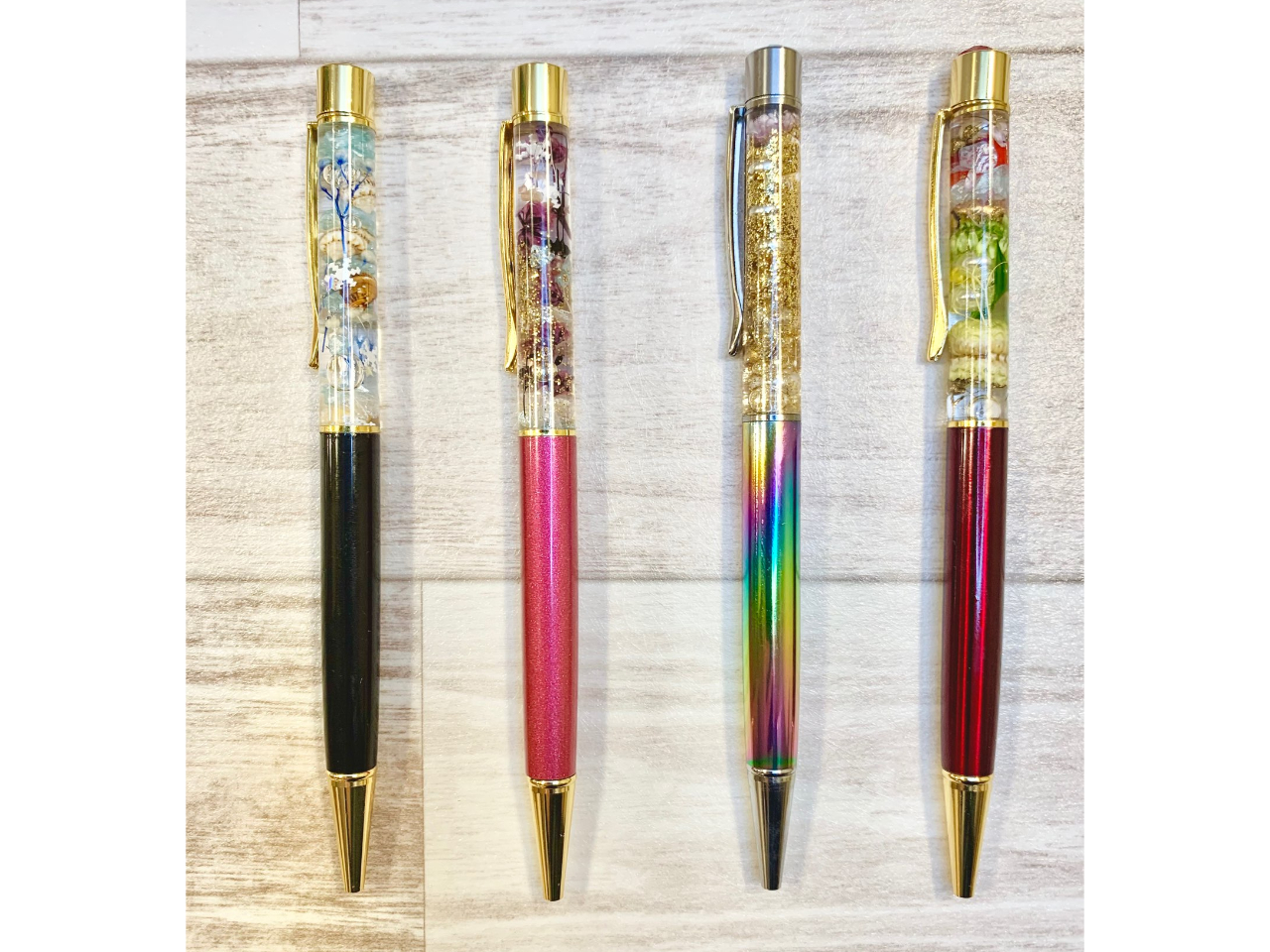 �y���͂��D���ȃJ���[��I�ׂ܂��B