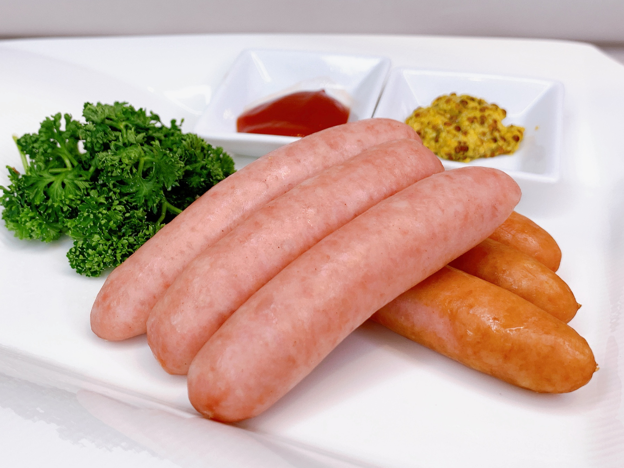 米沢ブランド天元豚プレーン&スモークウィンナー ¥1,280