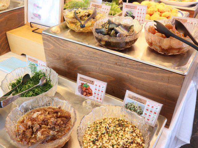 郷土料理コーナーも設けております