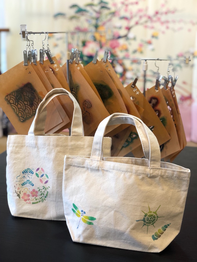 【金沢・友禅型染め】オリジナルトートバック(Sサイズ)※加賀友禅の職人の極意を体...