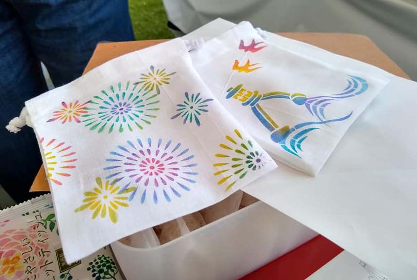 【金沢・友禅型染め】オリジナルきんちゃく型染め体験*加賀友禅の職人の極意を体験!
