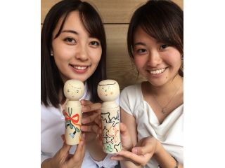 世界にひとつだけのオリジナルこけしが作れます!
