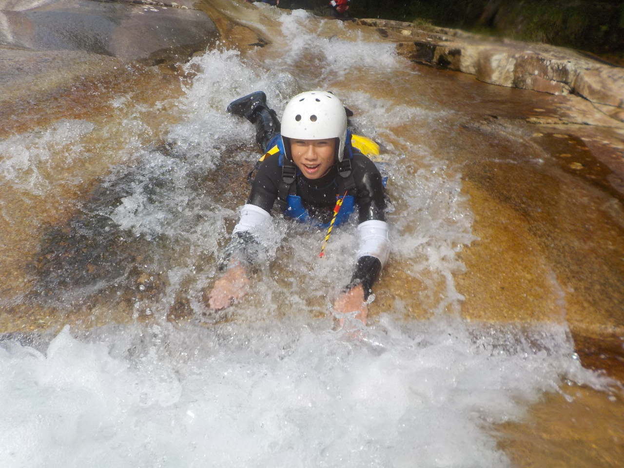 ���肵�����ʂ̏ꍇ�̓w�b�h�X���C�f�B���O�X���C�_�[�����ւ��܂�