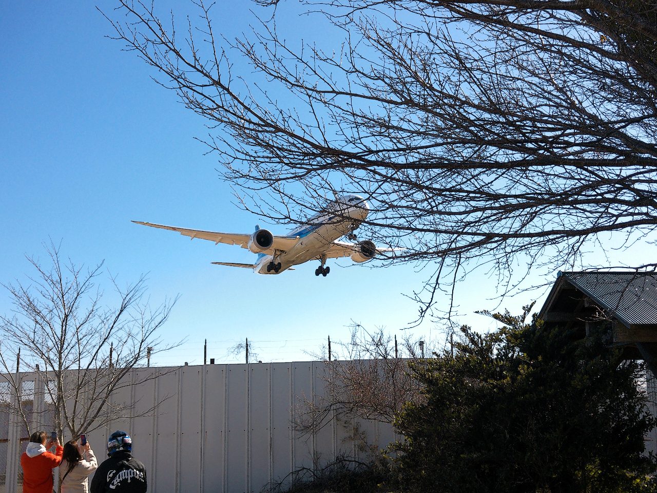 冬の北風運用がチャンス★成田空港ど真ん中!東峰神社で迫力の飛行機+日本初「ワンス...