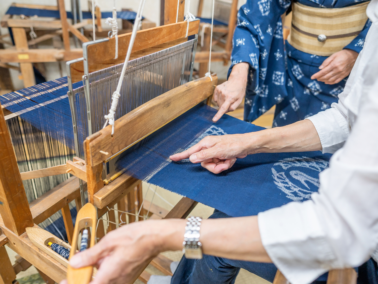 糸の通し方など丁寧にレクチャーいたします。