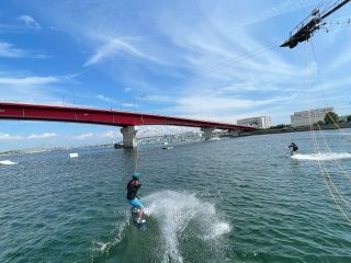 慣れれば一緒に滑ることもできます