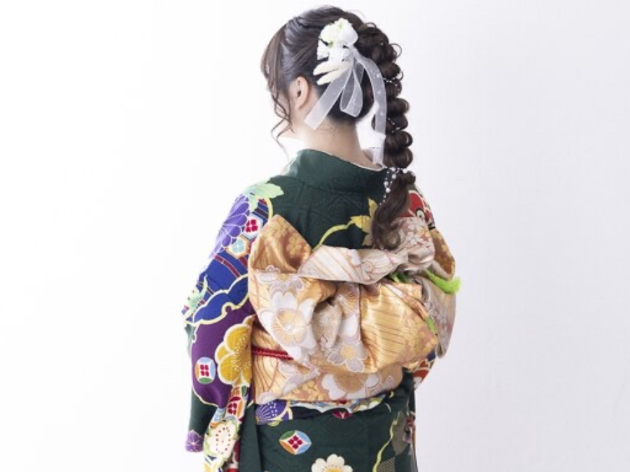 一生に一度の大切な成人式のお仕度は是非ギャラリーアンジュで!!