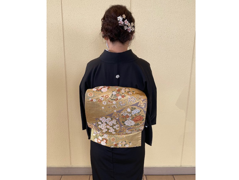 お着物は全て正絹です!