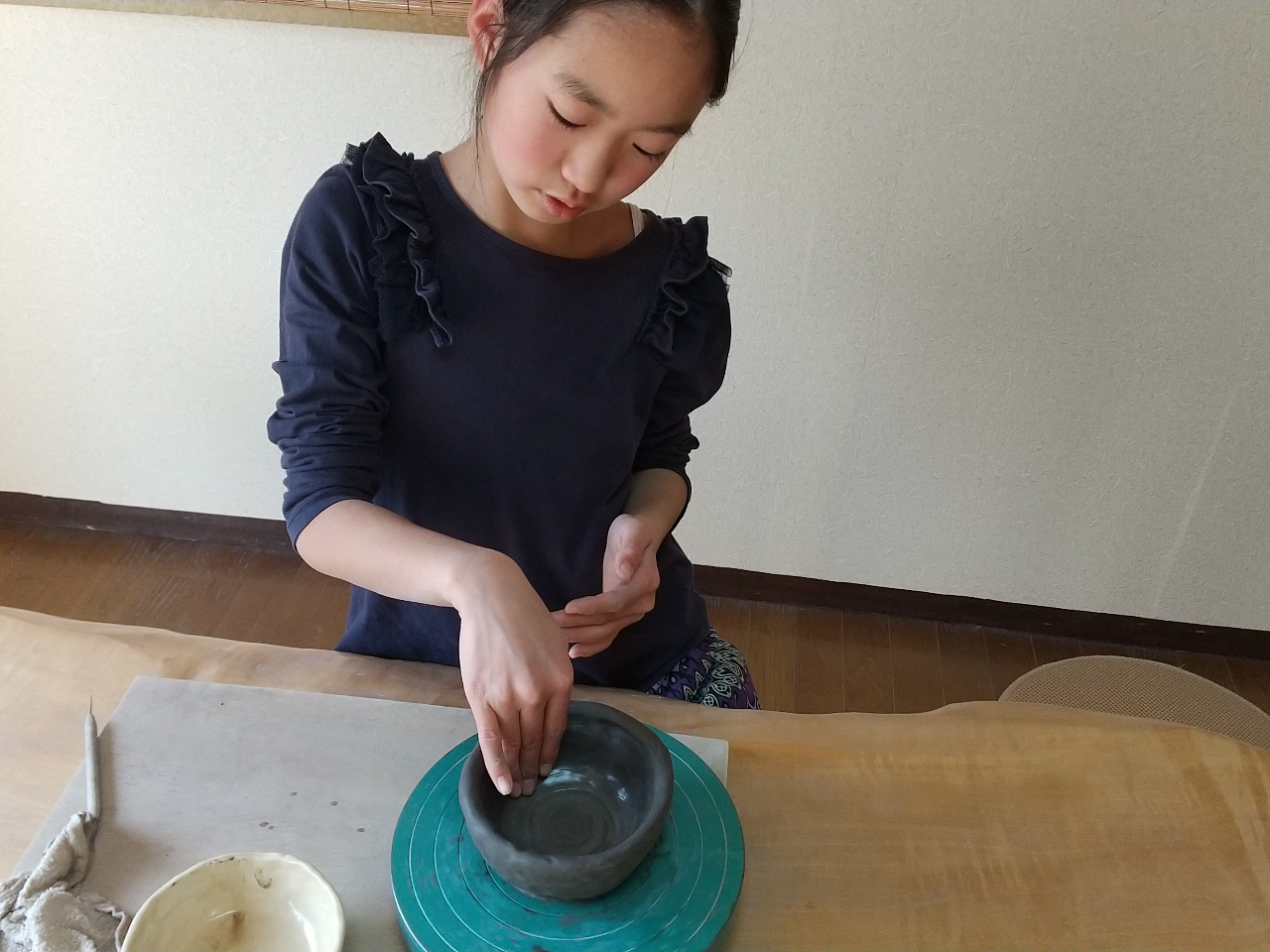 【手びねり】無になって 陶芸しちゃおう♪