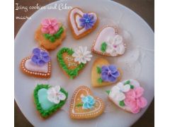 生徒様作品です。とても華やかでかわいい色合いです。